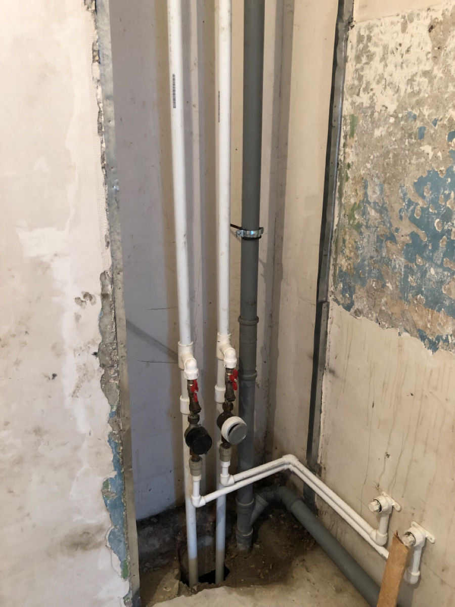 Instalații sanitare - Schimbare canalizare și țevi