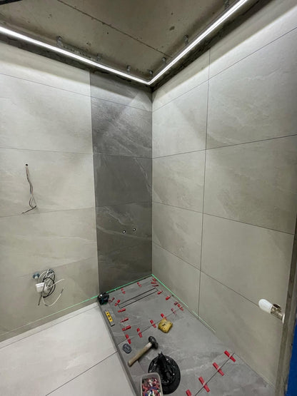 🔧 Montaj profesional de gresie și faianță