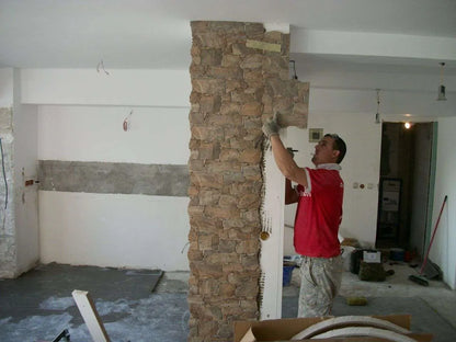 Reparatie la cheie absolut toate lucrarille de la 0. Efectuăm servicii : vopsit, tencuieli, montaj